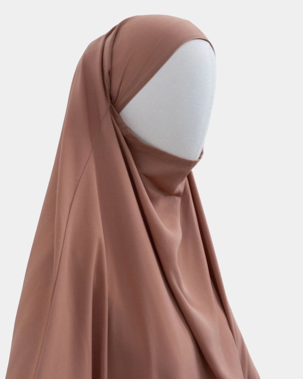 Jilbab 1 pièce camel vu de profil, capuche couvrante et large tombé