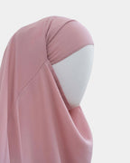 Jilbab 1 pièce rose vu de profil, capuche couvrante et large tombé