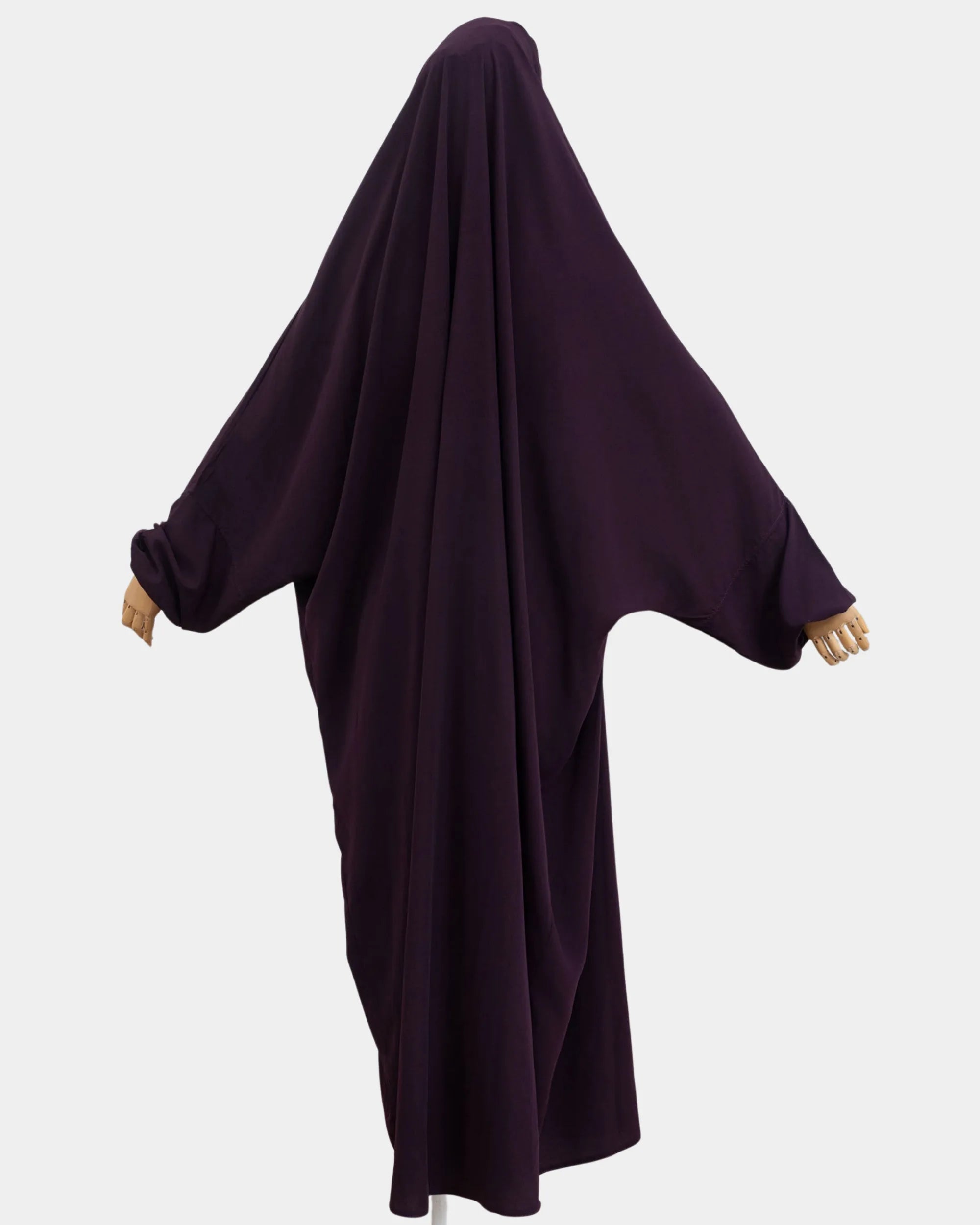 Vue de dos du jilbab 1 pièce violet framboise, coupe ample et non moulante