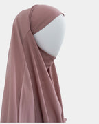 Capuche du jilbab 2 pièces beige rosé vue de profil, tombé couvrant sur l'épaule
