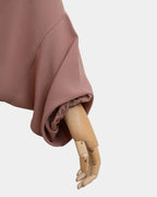 Manche du jilbab 2 pièces camel avec poignet élastiqué qui maintient la manche en place
