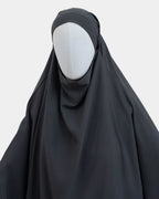 Capuche du jilbab 2 pièces gris foncé et drapé du tissu sur le buste