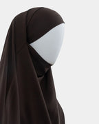 Capuche du jilbab 2 pièces marron café vue de profil, tombé couvrant sur l'épaule