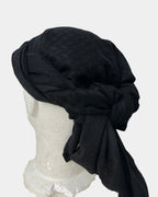 Keffieh noir à motif carreau noué façon turban